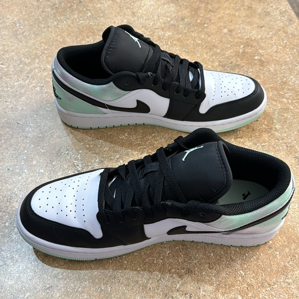 Jordan 1 low se
